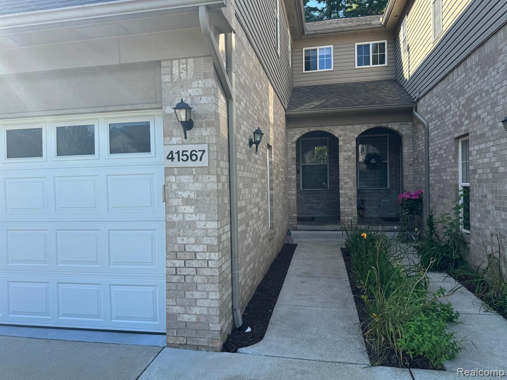 41567 GLADE Road, Canton, MI 48187 — Photo 2