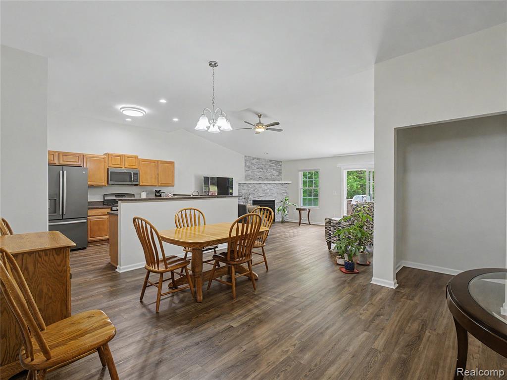 2263 Crystal Crossing Drive, Howell, MI 48843 — Photo 4