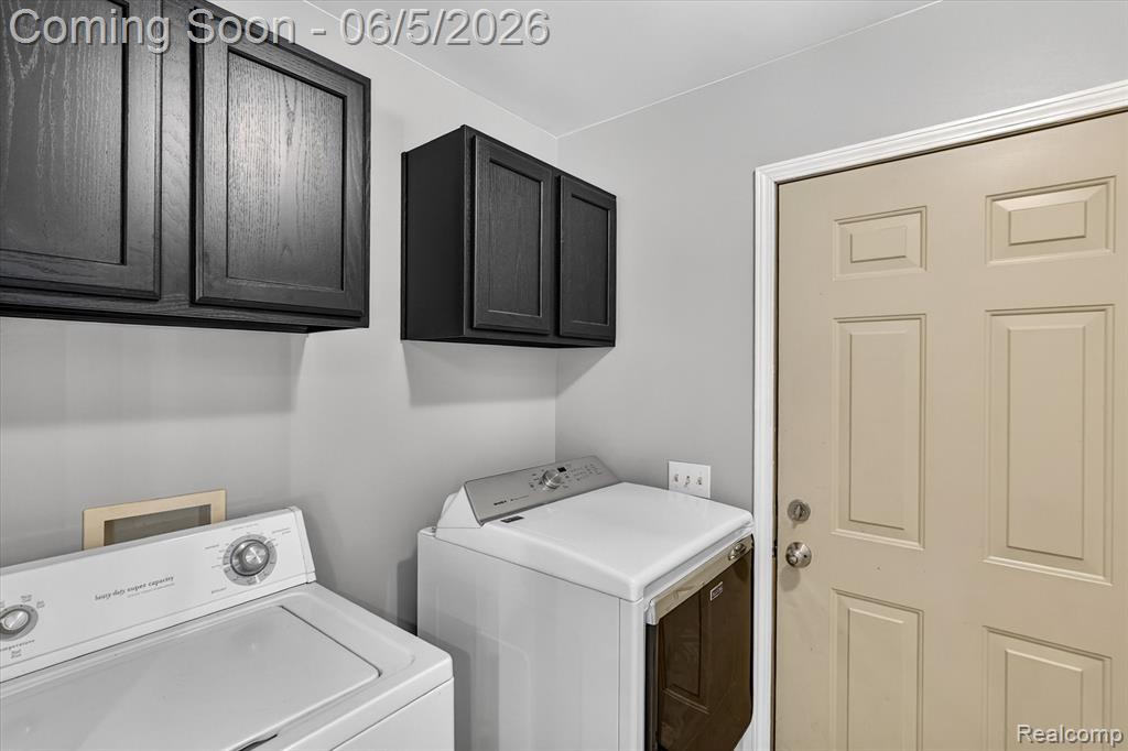 15129 Locust Grove Drive, Byron, MI 48418 — Photo 21