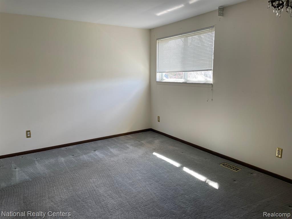 52545 BELLE VERNON, Shelby Twp, MI 48316 — Photo 25