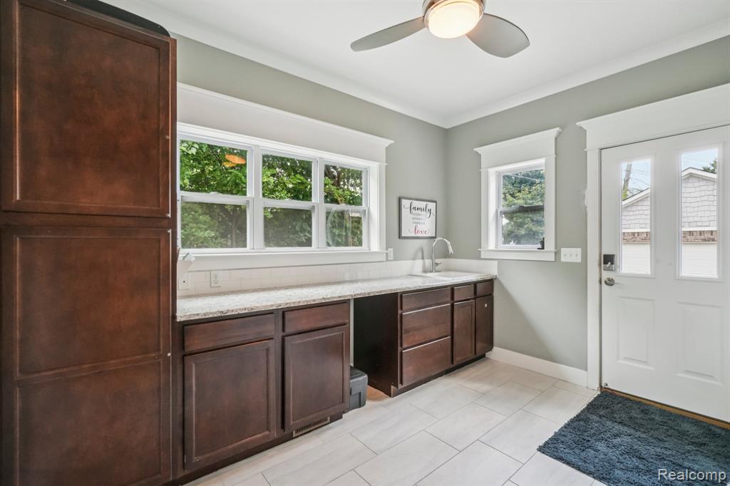 13348 Vernon Avenue, Huntington Woods, MI — Photo 18