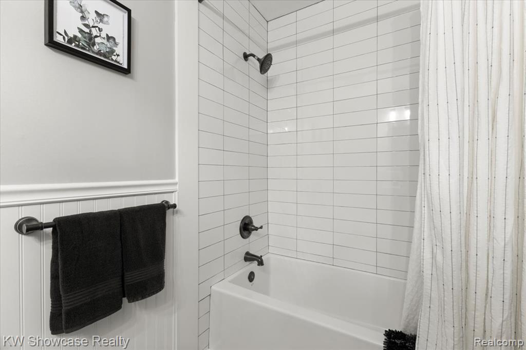 5971 Farley Road, Clarkston, MI — Photo 40