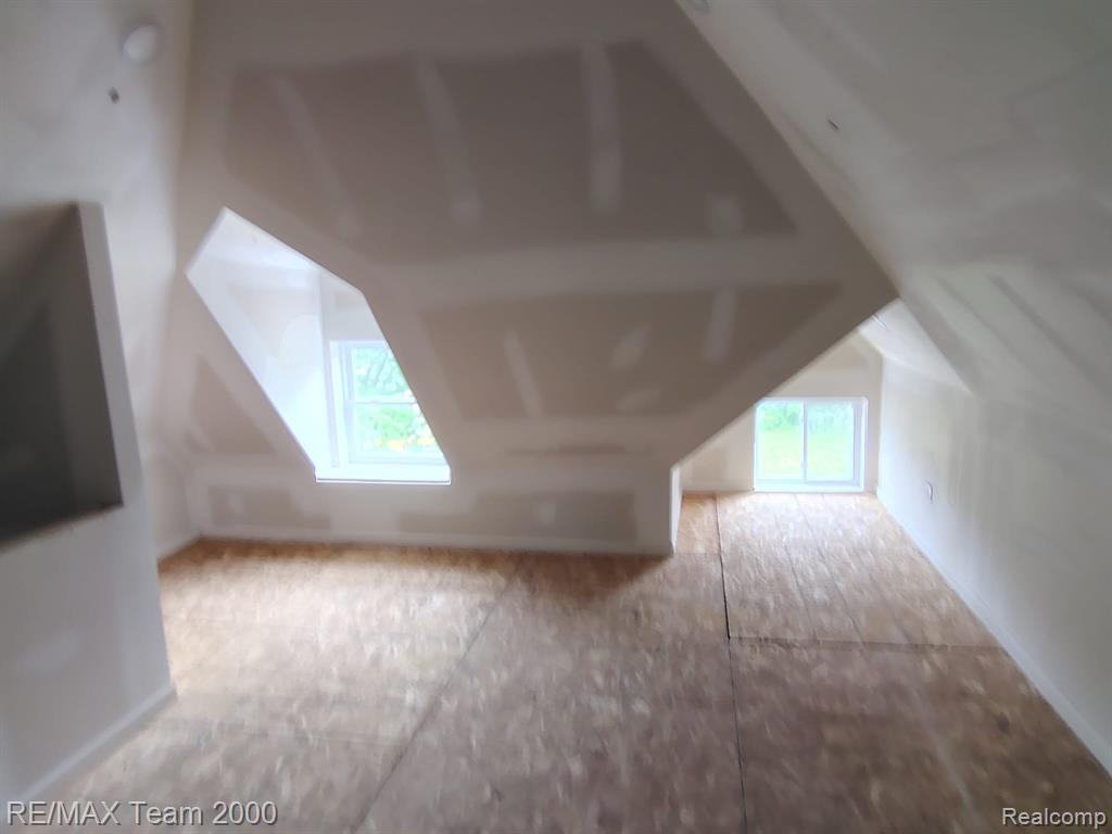 2492 Townsend Street, Detroit, MI 48214 — Photo 11