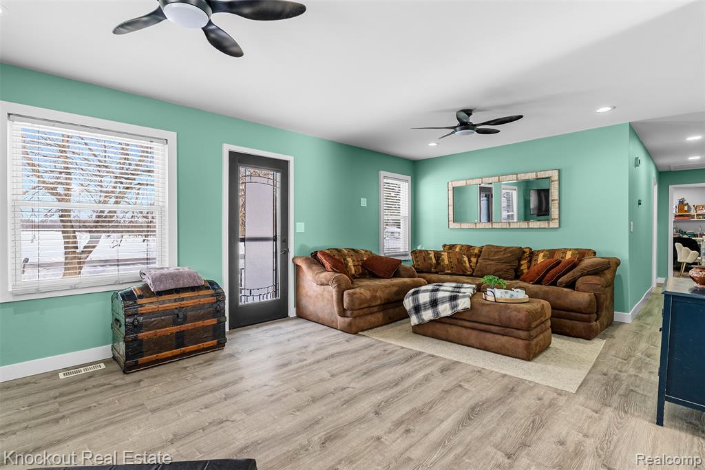 1268 E Dodge Road, Mount Morris, MI 48458 — Photo 16