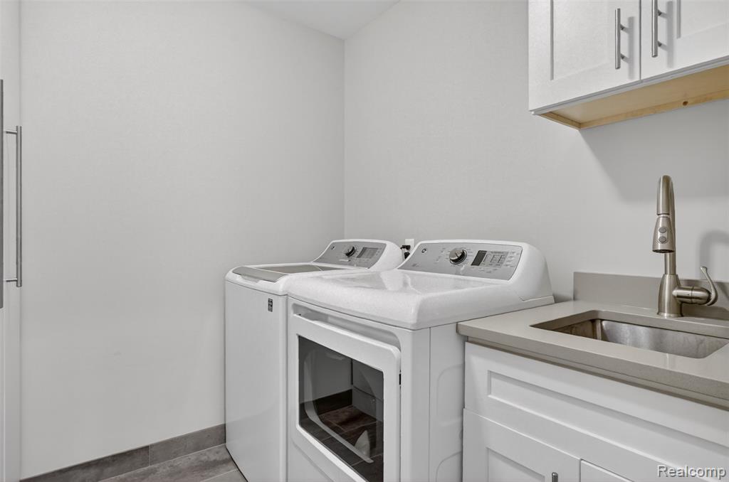 15844 Kirkshire Avenue, Beverly Hills, MI 48025 — Photo 25