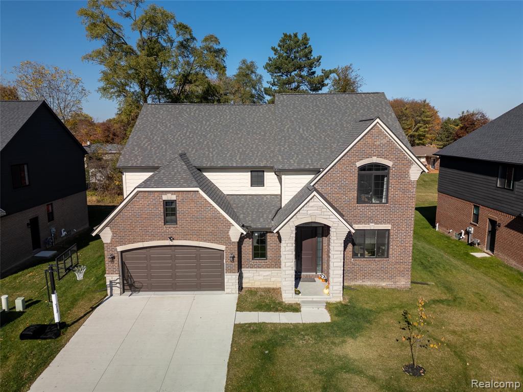 5092 Westminster Avenue, Troy, MI 48085 — front exterior