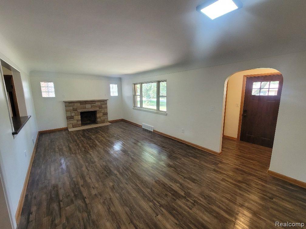 4541 HEPBURN, Saginaw, MI 48603 — Photo 2