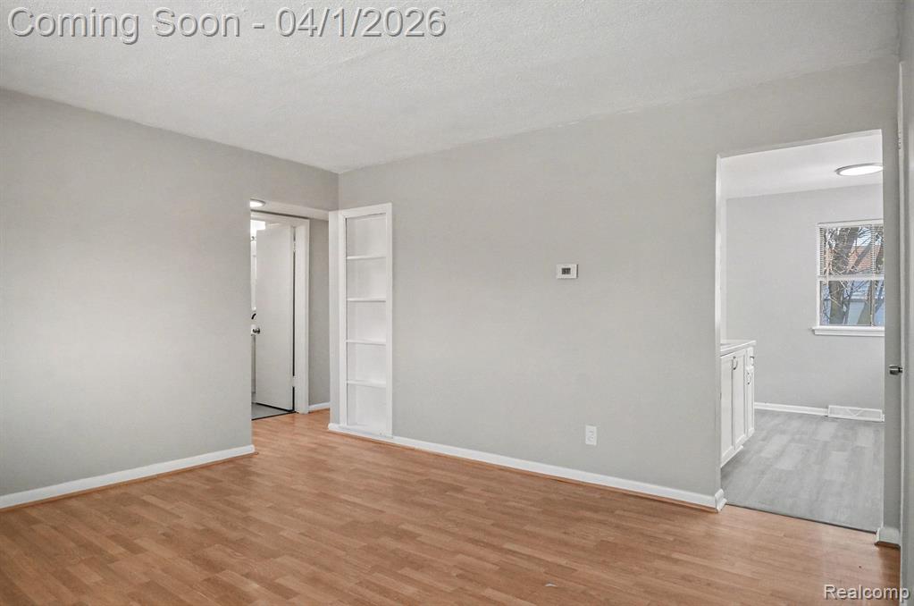 24834 Schroeder Avenue, Eastpointe, MI 48021 — Photo 8
