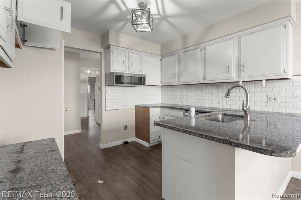 51547 SALVATORI Drive, Chesterfield, MI 48047 — Photo 15
