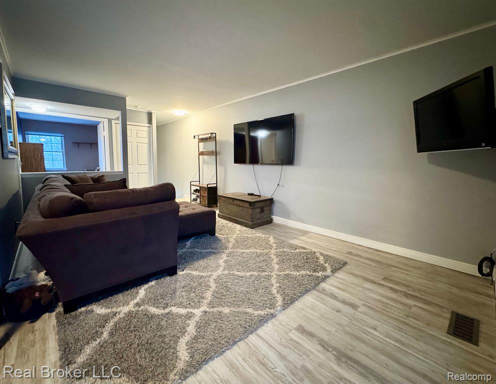 236 AQUEDUCT Drive, 81, Walled Lake, MI 48390 — Photo 6