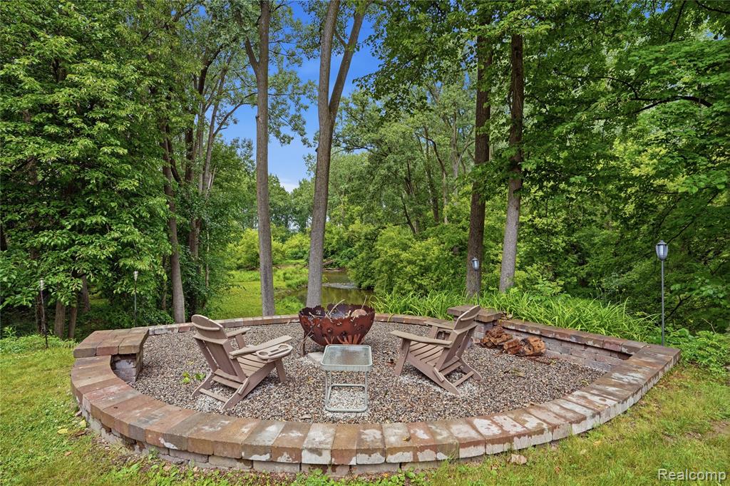 68345 Romeo Plank Road, Ray, MI — Photo 3
