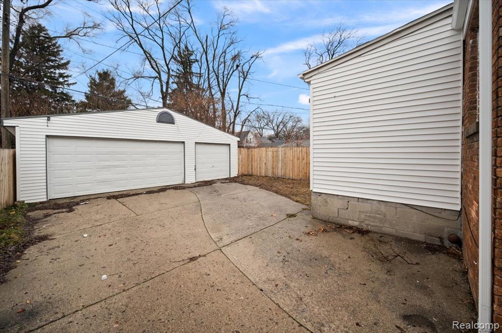 16569 Tracey Street, Detroit, MI 48235 — Photo 28
