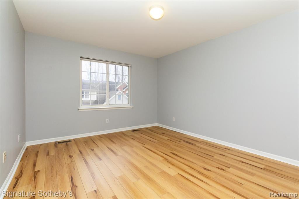 521 James Circle, Royal Oak, MI 48067 — Photo 26