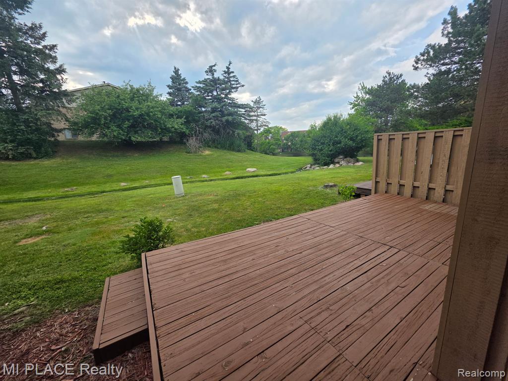 6220 Andrea Lane, West Bloomfield, MI — Photo 29