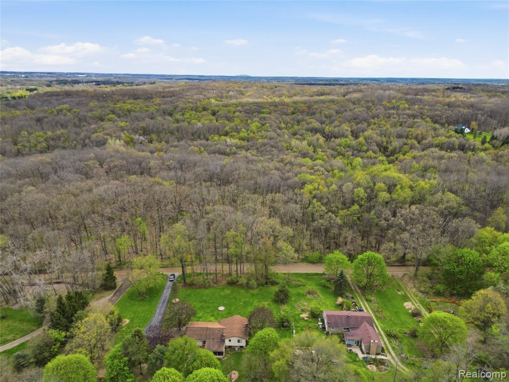 1525 E Dawson Road, Milford, MI 48381 — Photo 12