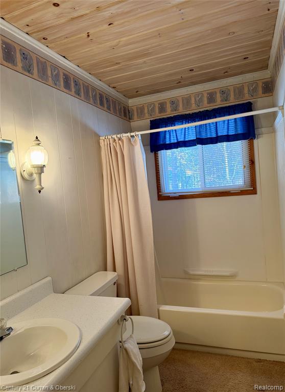 105 Northern Oaks Drive, Houghton Lake, MI 48629 — Photo 18