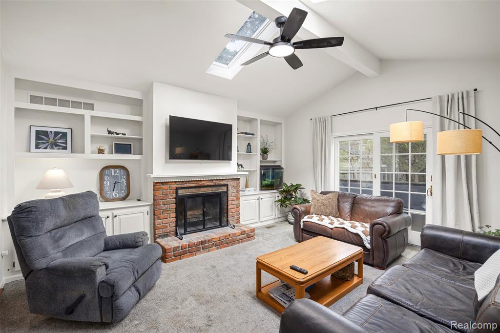 244 Kerby Road, Grosse Pointe Farms, MI 48236 — Photo 11