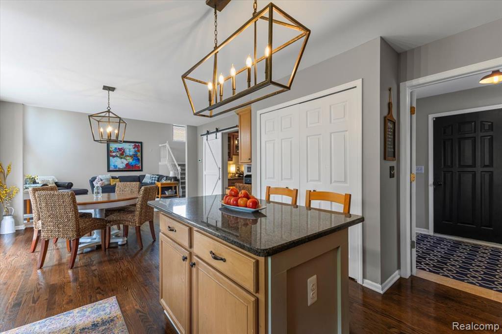 29818 Bradford Drive, New Hudson, MI 48165 — Photo 14