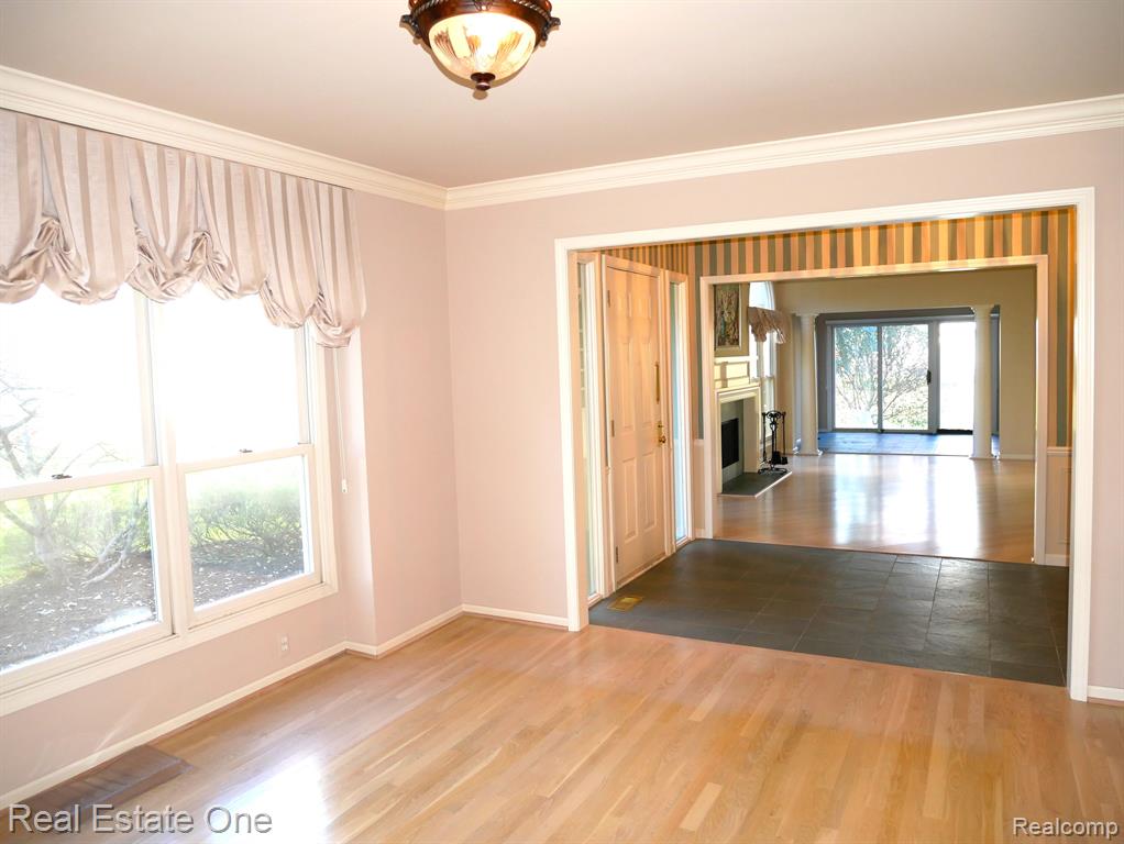 7383 SIMSBURY Drive, West Bloomfield, MI — Photo 18