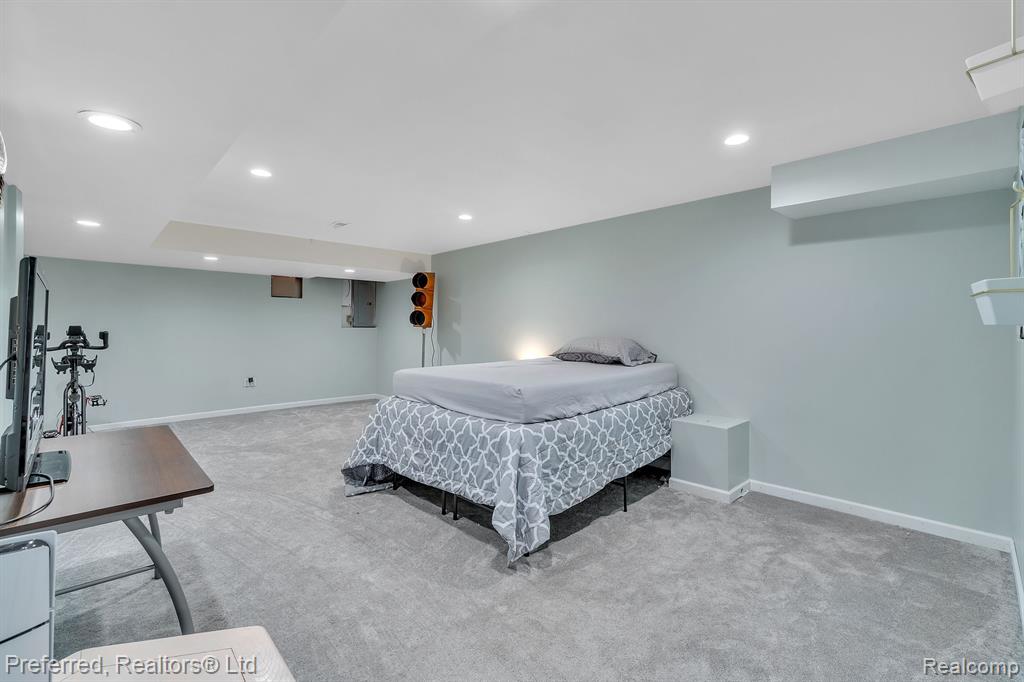 4183 MONARCH Avenue, Canton, MI 48188 — Photo 32