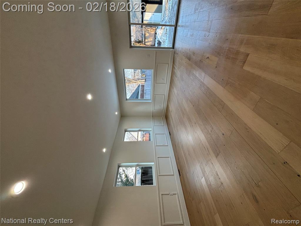 10024 Borgman Avenue, Huntington Woods, MI — Photo 11