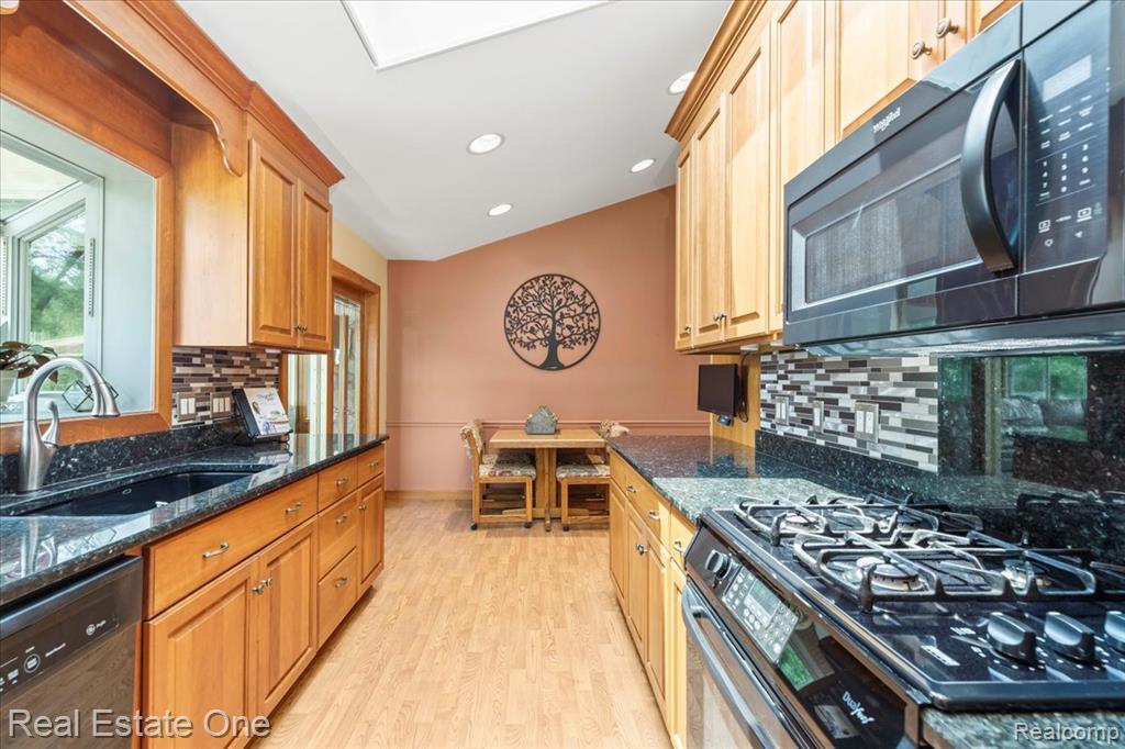 5900 Wellington Drive, Clarkston, MI — Photo 26