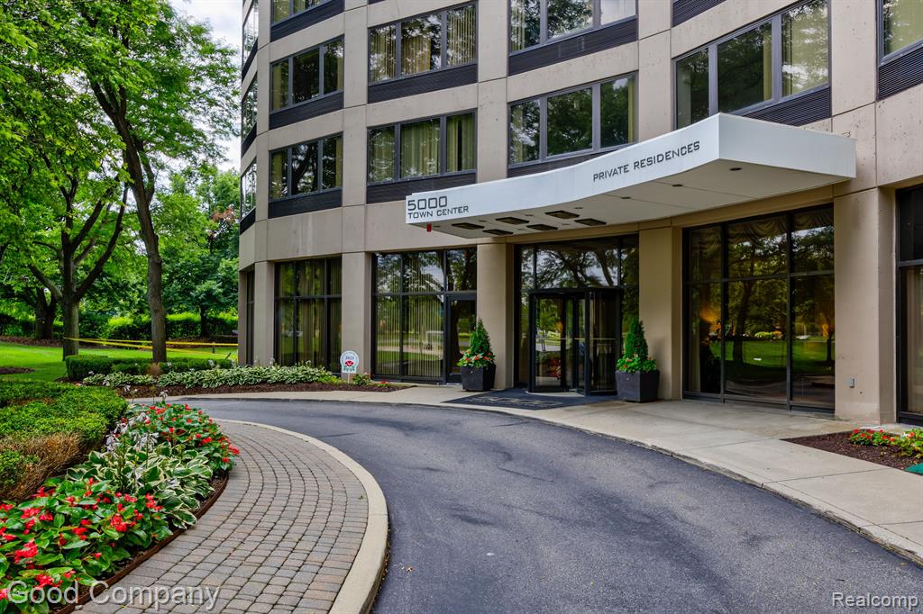 5000 TOWN Center, 1104, Southfield, MI 48075 — Photo 56