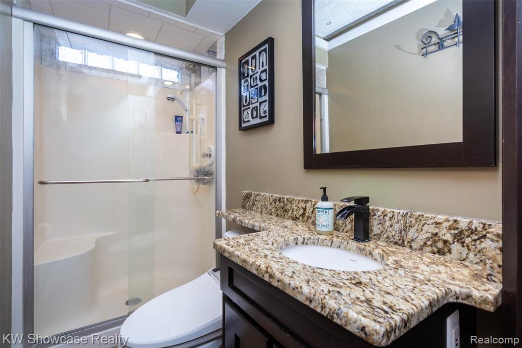 580 Elkinford Drive, White Lake, MI 48383 — Photo 26