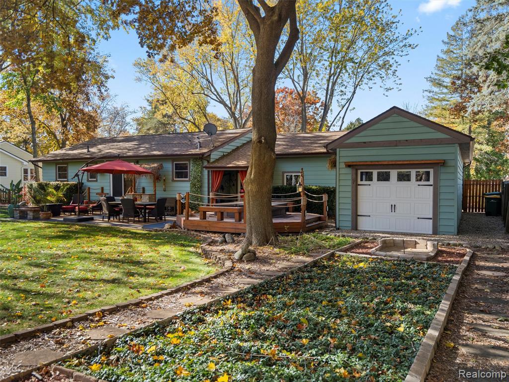 6410 Paramus, Clarkston, MI — Photo 38
