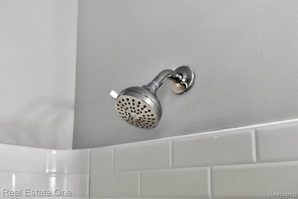 3267 Mills Acres Street, Flint, MI 48506 — Photo 28