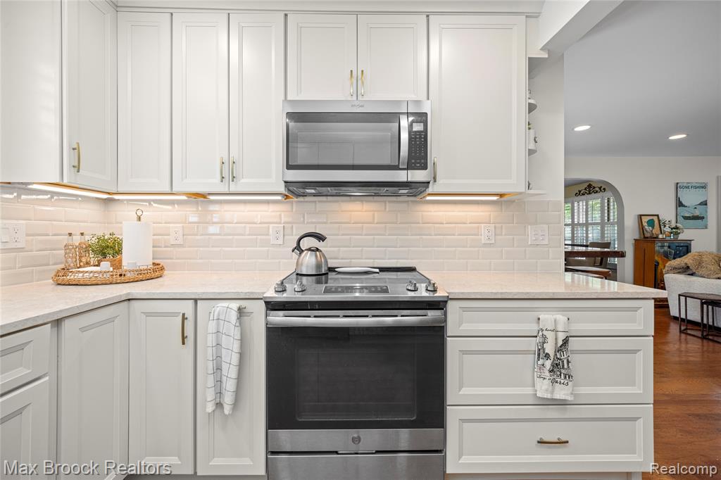 6485 Thurber Road, Bloomfield Hills, MI 48301 — Photo 22
