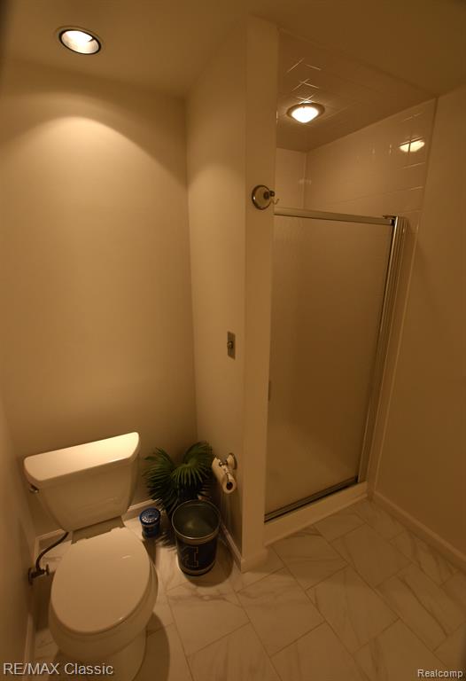 1550 BRENTWOOD Drive, Troy, MI 48098 — Photo 22