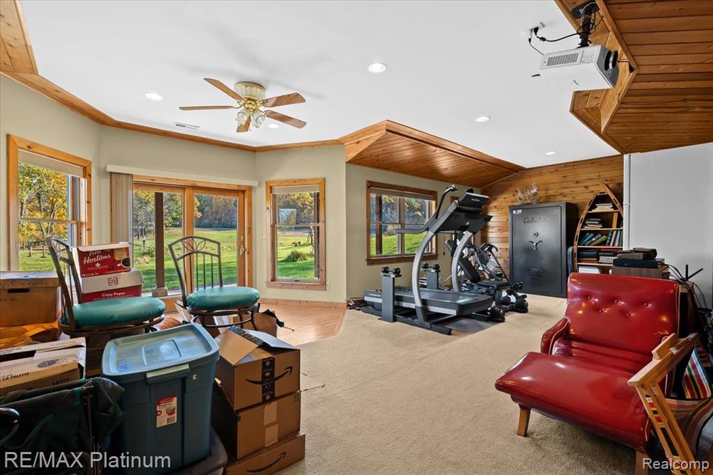 1215 S Bull Run Road, Fowlerville, MI 48836 — Photo 36