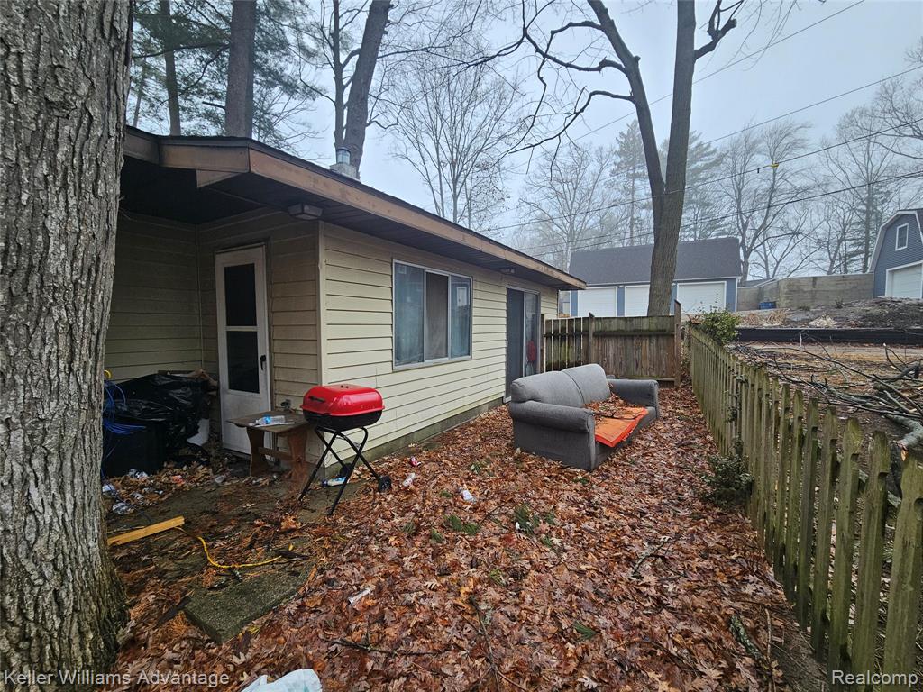 525 W Benway Road, Sanford, MI 48657 — Photo 33