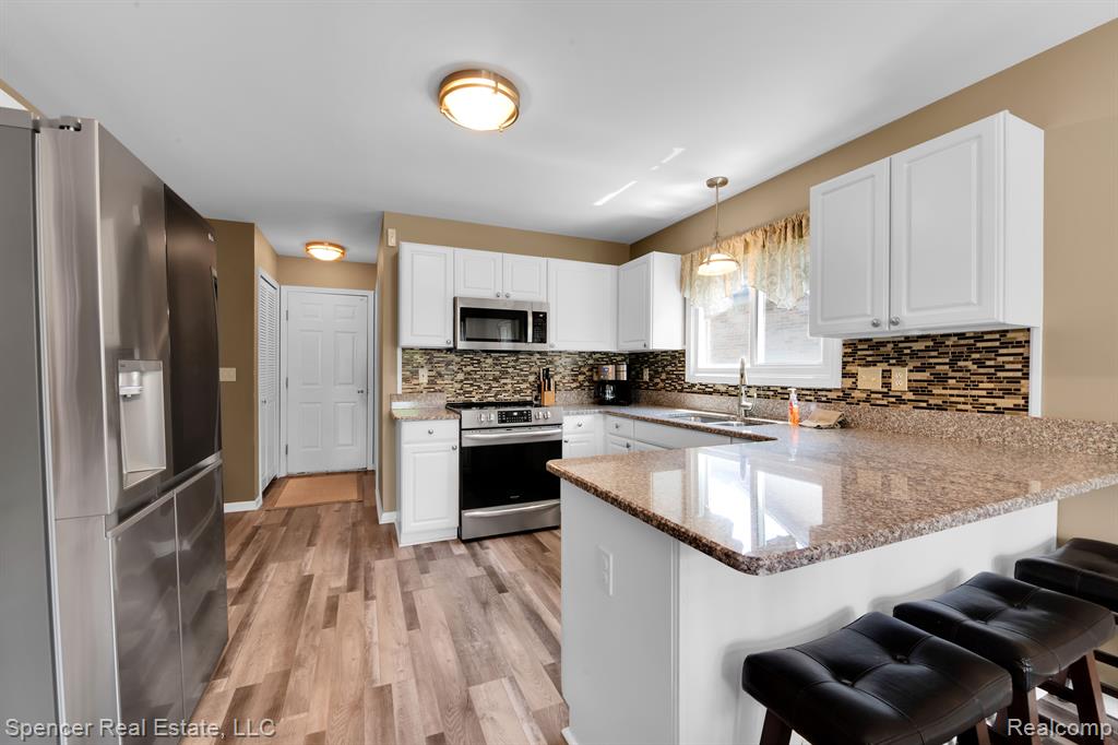 600 TURNBULL Street, Lapeer, MI 48446 — Photo 11