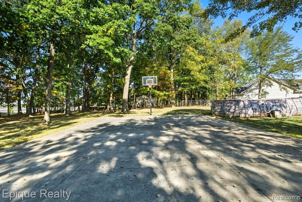 644 Hillside Drive, Corunna, MI 48817 — Photo 37