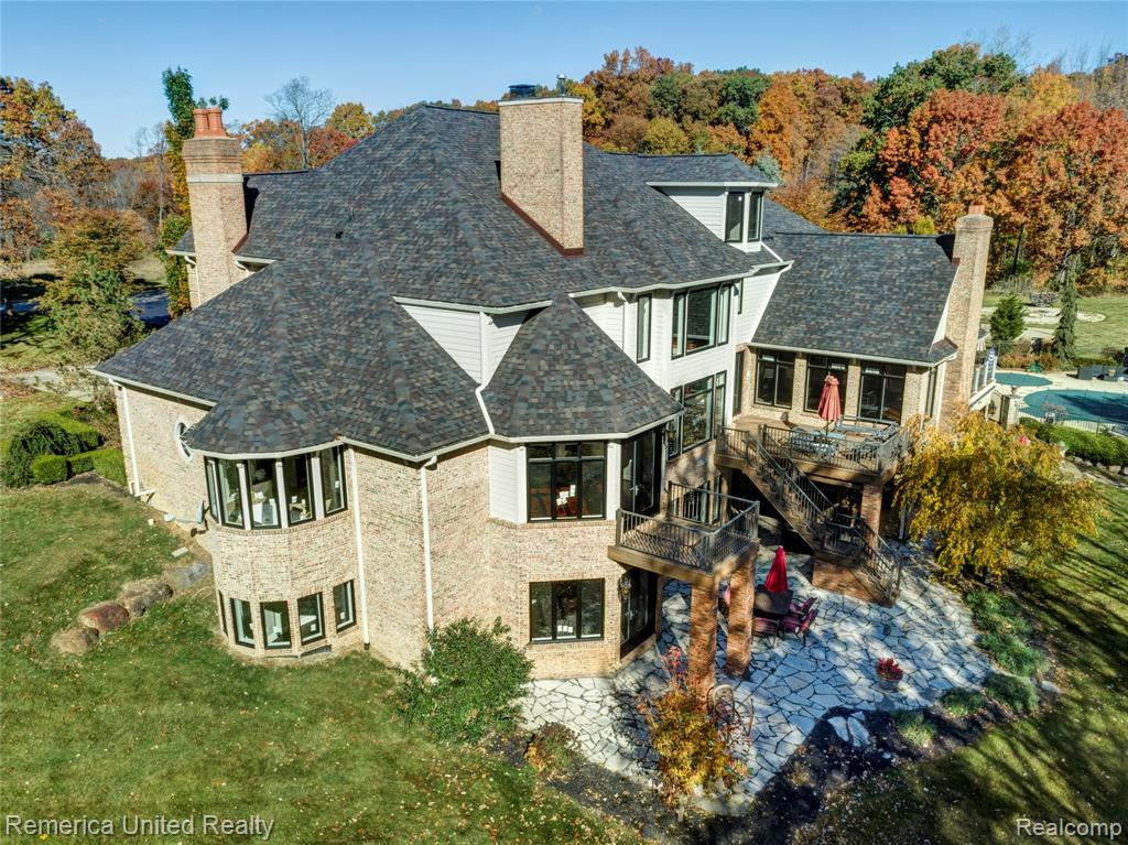 1221 Wilderness Hills Trail, Pinckney, MI 48169 — Photo 8