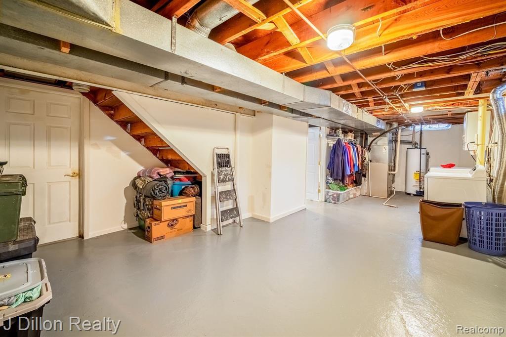 43682 LOMBARDY Drive, Canton, MI 48187 — Photo 56