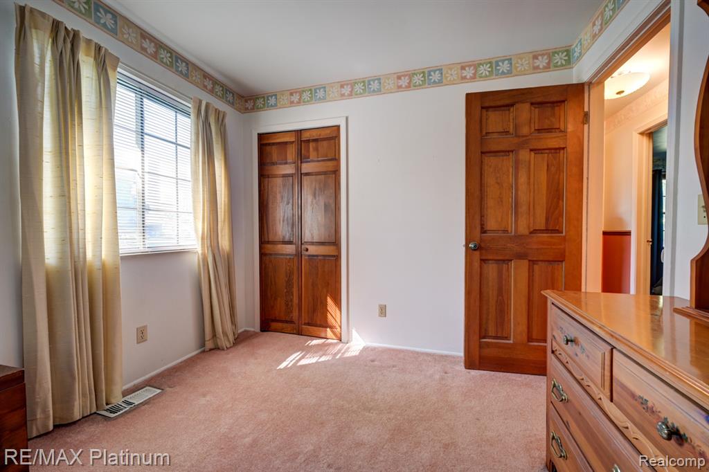 7062 South Fork Drive, Swartz Creek, MI 48473 — Photo 37