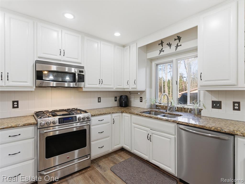 1755 Burrus Road, Ortonville, MI 48462 — Photo 17