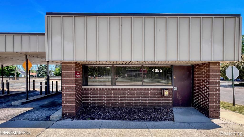 4085 FORT Street, Lincoln Park, MI 48146 — front exterior