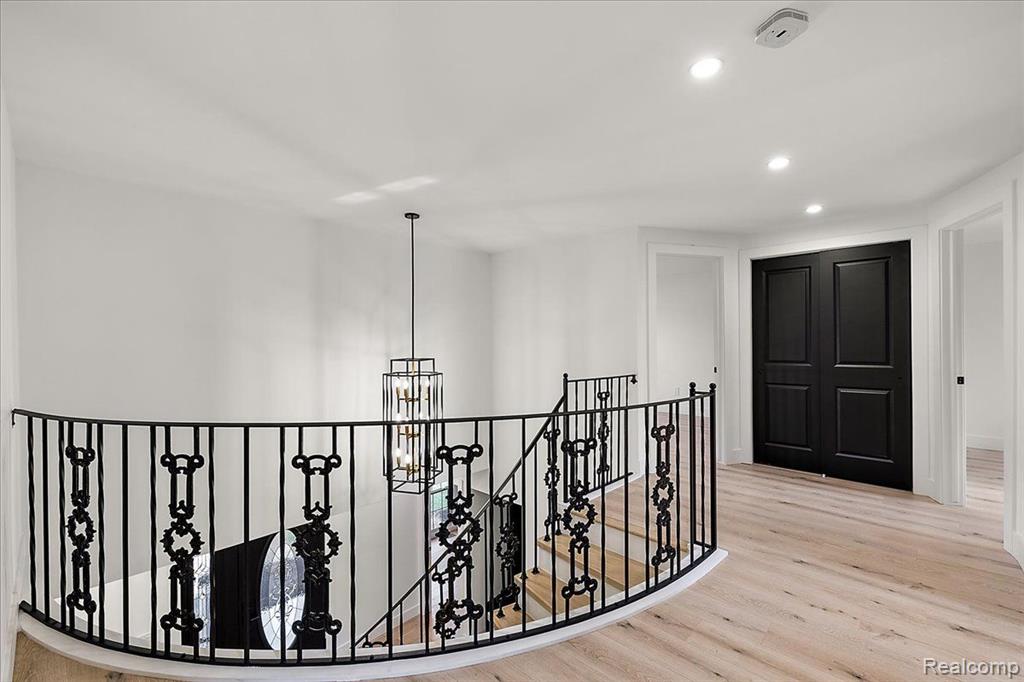 61561 N RIDGE Trail, Washington, MI — Photo 33