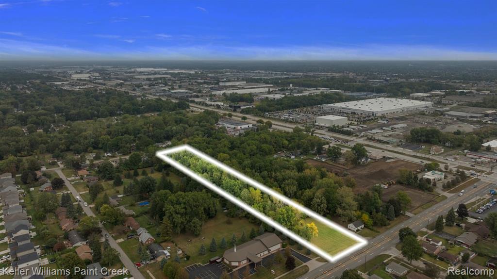 5575 E 14 Mile Road, Sterling Heights, MI 48310 — front exterior