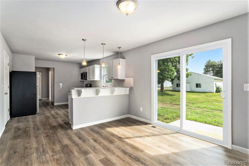 4421 Springmeadow Court, Burton, MI 48519 — Photo 6