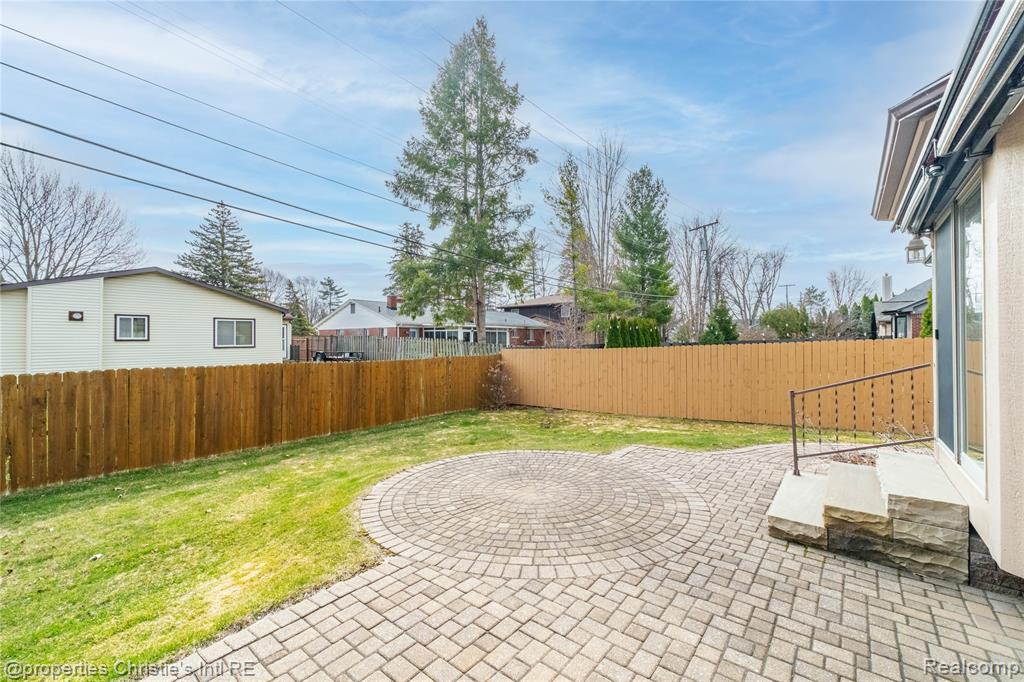 39780 Southpointe Avenue, Harrison Township, MI — Photo 3