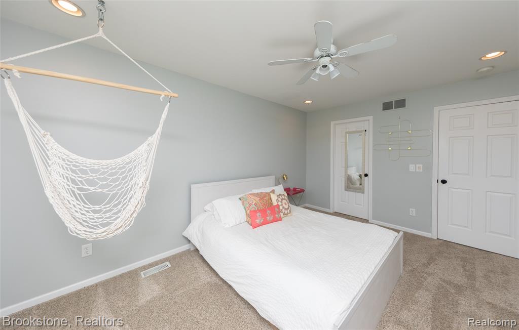 7859 BROOK LANE, Clarkston, MI 48348 — Photo 38
