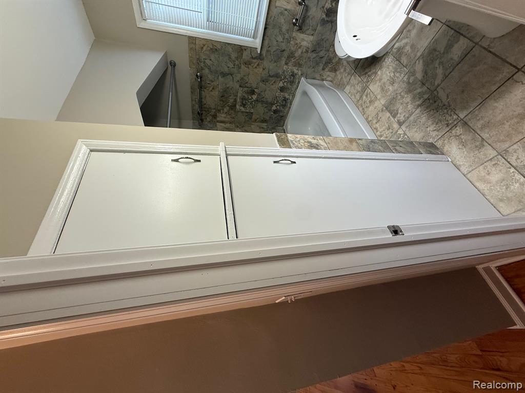 929 PRINCETON Road, Berkley, MI 48072 — Photo 17