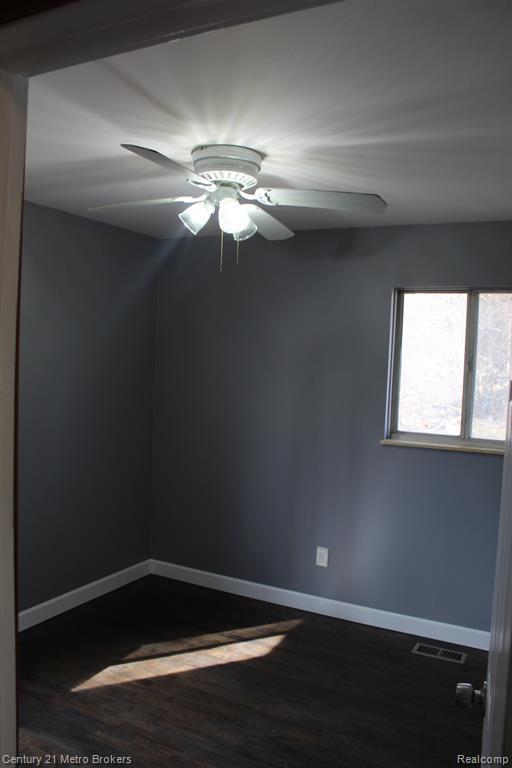 3509 Ridgecliffe Drive, Flint, MI 48532 — Photo 6