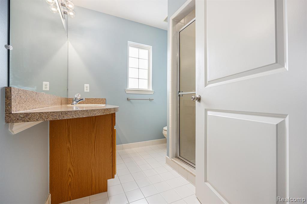 6769 Boulder Pointe Drive, Washington, MI — Photo 20