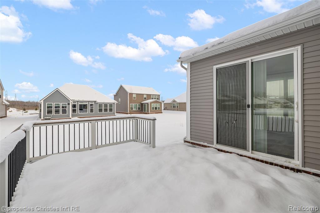 2436 Parkshore Drive, Commerce Twp, MI 48382 — Photo 52